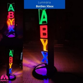 Luminária Botões XBOX vertical